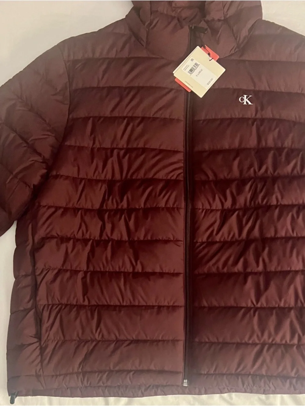 Calvin Klein Quilted Hooded Puffer Jacket - Deep Burgundy Packable travel - Picture 2 of 11